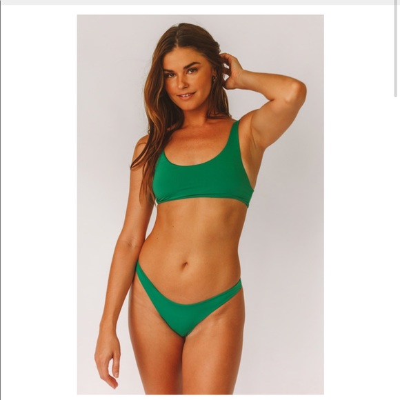 Island Glow Kiwi set scoop top & thong bottom - Picture 1 of 5